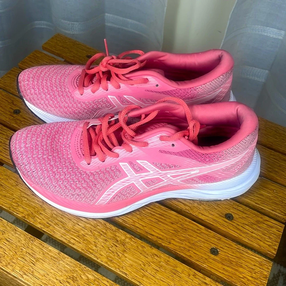 7.5 ASICS  GT Express 2 Pink Running Shoes SKU # 270 - Picture 2 of 8
